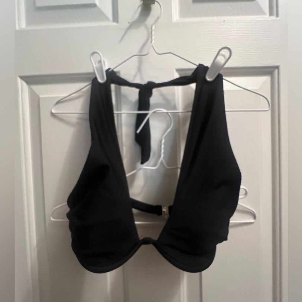 SHEIN Black Plunge Swim Top
